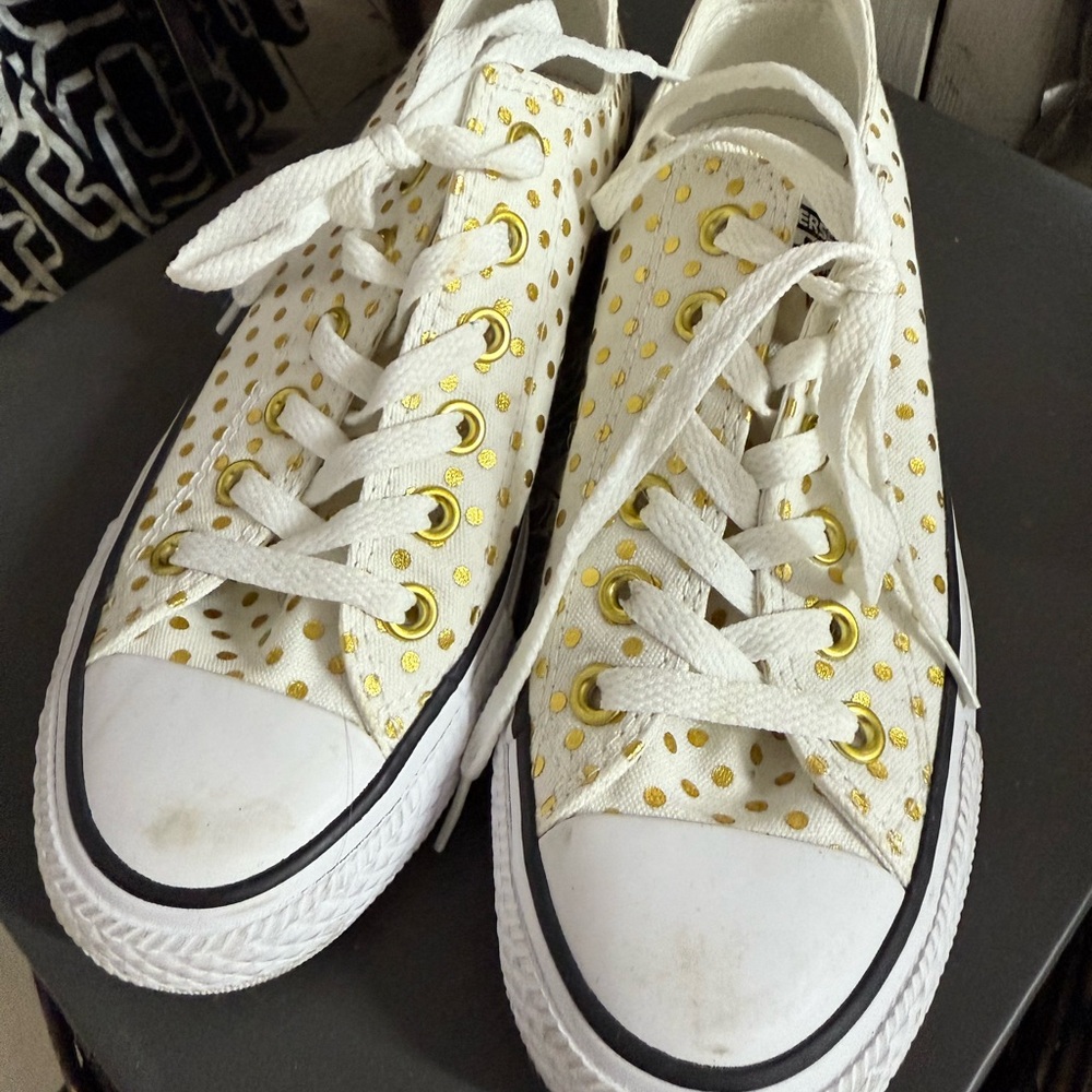 Stylish White and Gold Converse